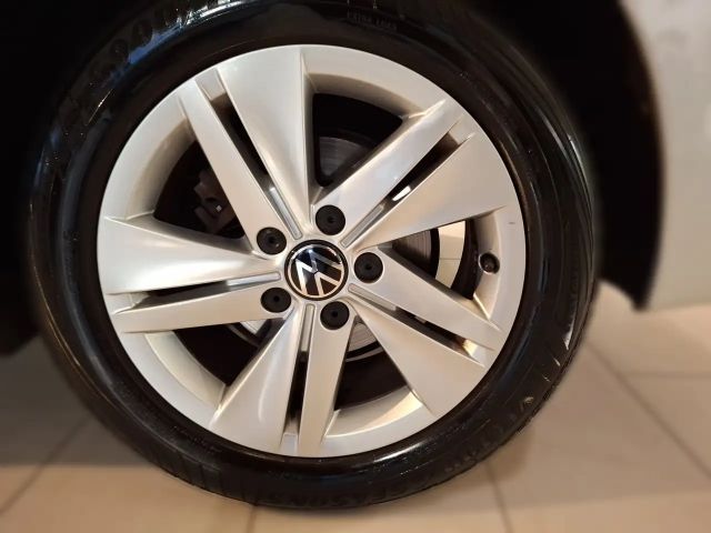 Volkswagen Golf DSG Life Variant