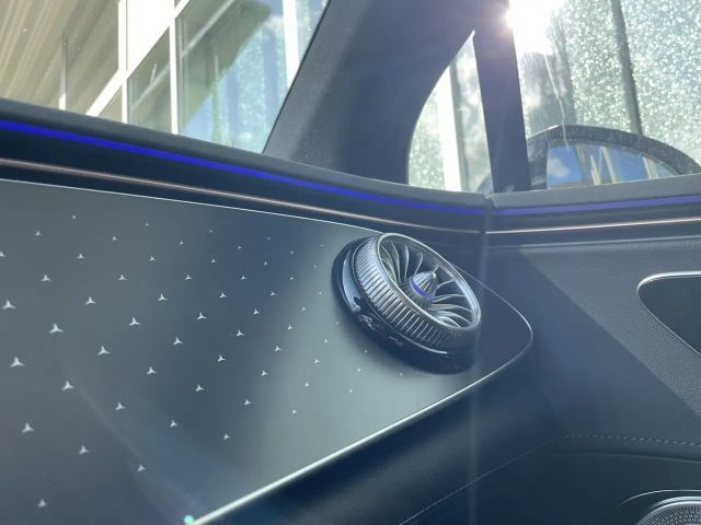 Mercedes-Benz EQE 350 AMG Line Sedan