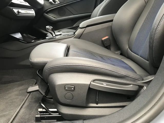 BMW 120 120d M-Sport Sedan xDrive