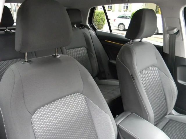 Volkswagen Golf DSG Golf VIII IQ.Drive