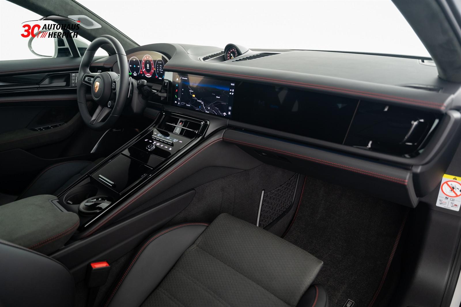 Porsche Panamera GTS