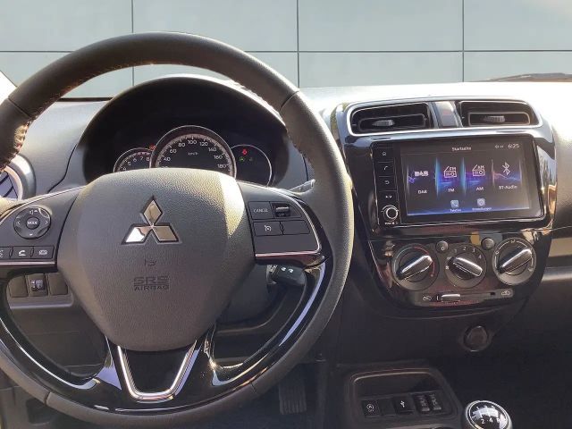 Mitsubishi Space Star Star