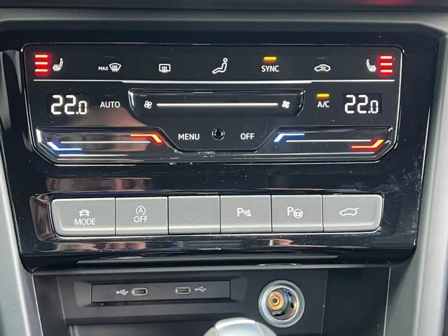 Volkswagen Touran 2.0 TDI DSG IQ.Drive