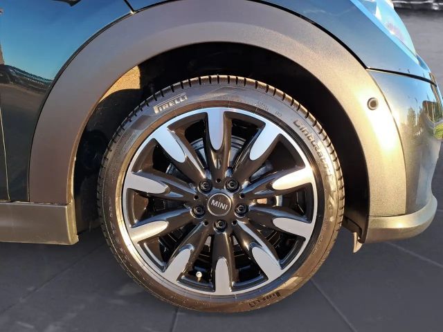 MINI Cooper Cabrio Classic Trim Steptronic Navi Head-