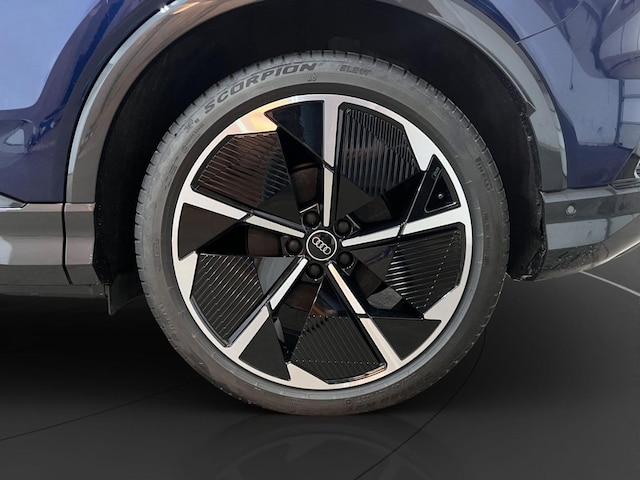 Audi Q4 e-tron Quattro