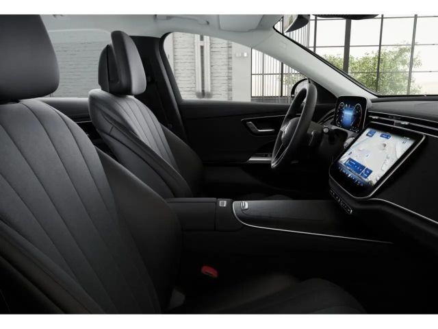 Mercedes-Benz E 200 AVANTGARDE E 200 d Estate