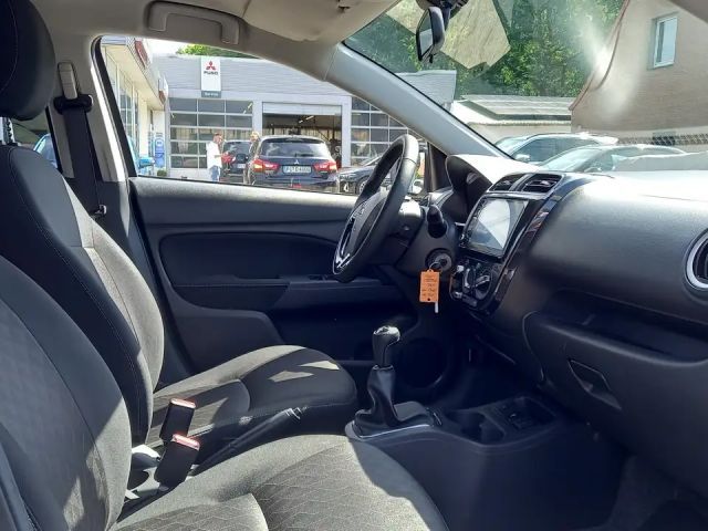 Mitsubishi Space Star Star