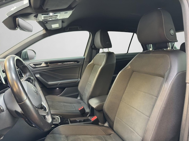 Volkswagen T-Roc 1.5 TSI DSG R-Line