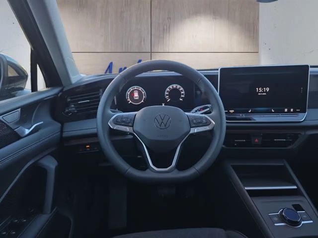 Volkswagen Tiguan 1.5 eTSI Plus