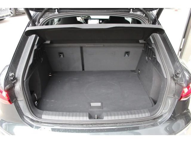 Audi A3 35 TFSI Business S-Tronic Sedan