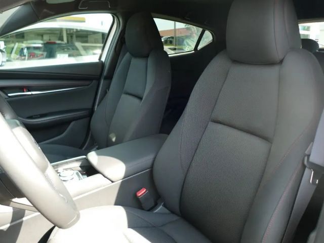 Mazda 3 Homura SkyActiv e-Skyactiv