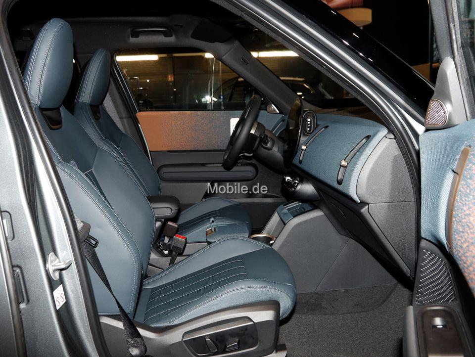 MINI Cooper C Countryman Favoured