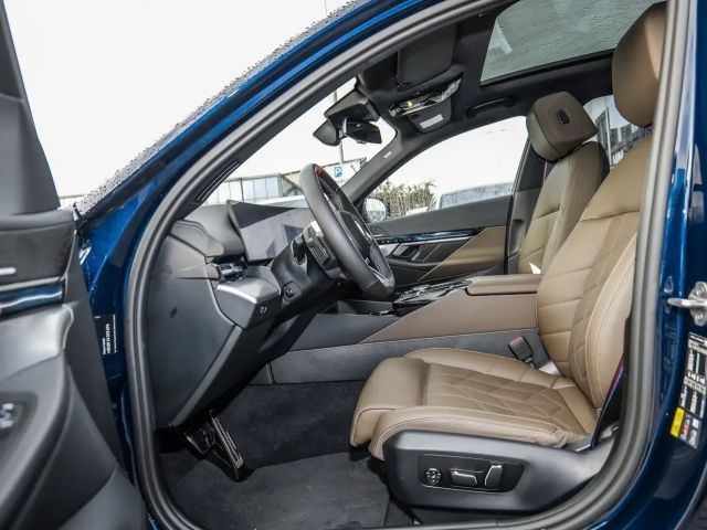 BMW i5 M-Sport M60 Sedan xDrive