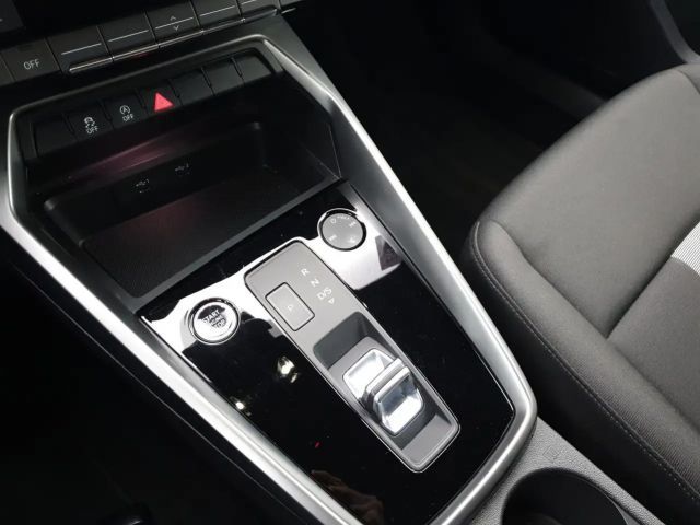 Audi A3 30 TDI Sedan