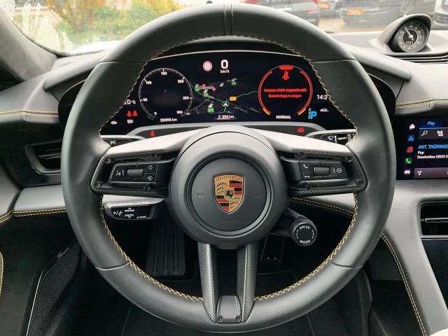 Porsche Taycan S Turbo