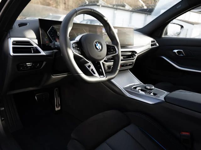 BMW 330 330i M-Sport Touring xDrive