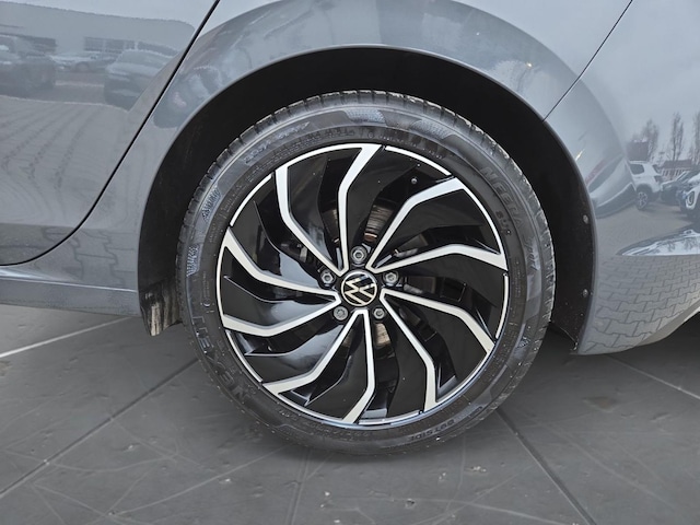 Volkswagen Golf 2.0 TDI DSG Golf VIII