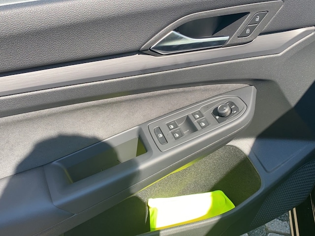 Volkswagen Golf 2.0 TDI DSG Golf VIII Style