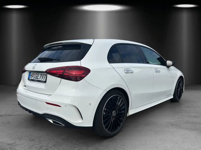 Mercedes-Benz A 200 AMG Line Hatchback