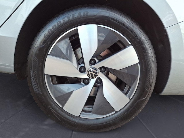 Volkswagen Passat Business eHybrid