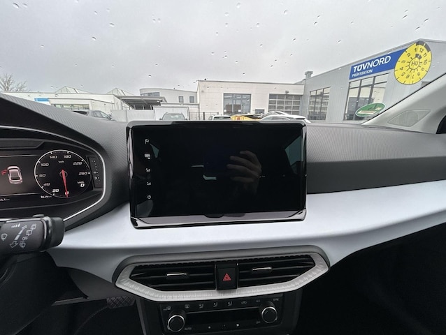 Seat Ibiza 1.0 TSI Connect DSG