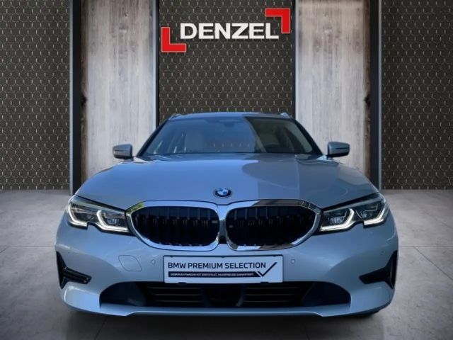 BMW 330 330e Touring xDrive