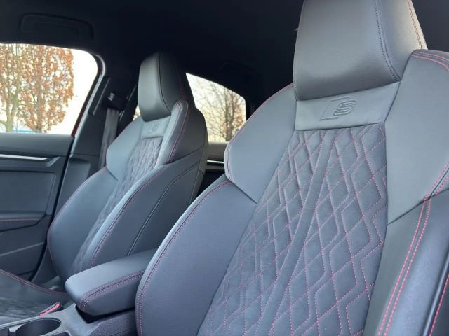 Audi A3 40 TFSI Quattro S-Tronic Sedan