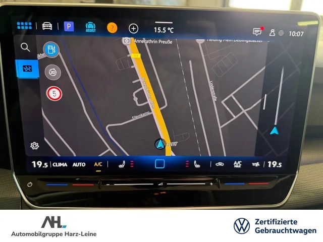 Volkswagen Golf 1.5 eTSI DSG Golf VIII Style