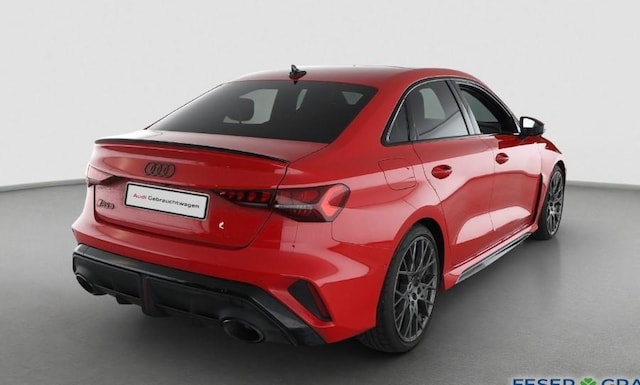 Audi RS3 Quattro S-Tronic Sedan