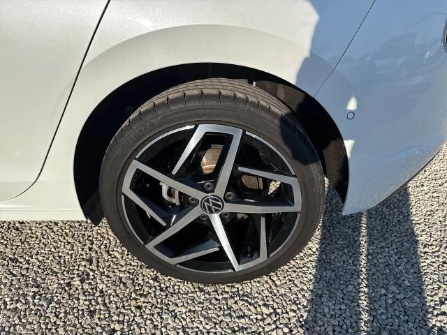 Volkswagen Golf Style eHybrid