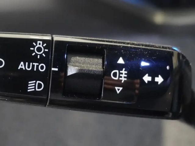 Opel Grandland X 1.2 Navi,Parkpilot,Sitzheizung,USB