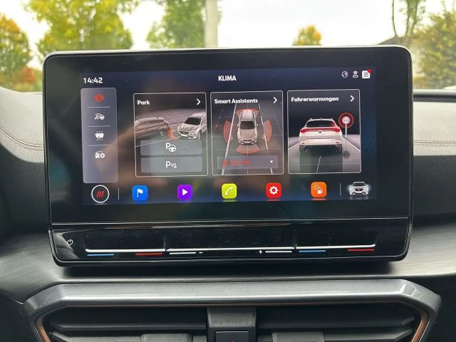 Cupra Formentor mit Fahrschulumbau