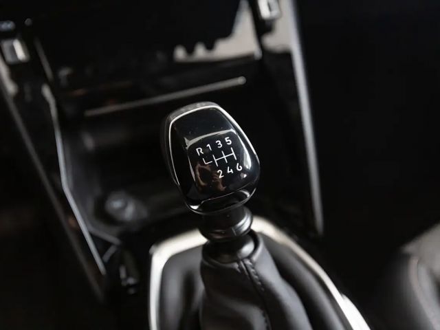 Peugeot 2008 Allure Pack PureTech