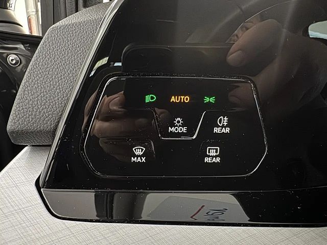 Volkswagen Golf DSG Life Variant