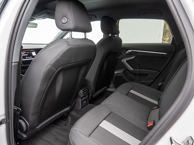 Audi A3 30 TFSI S-Tronic Sportback