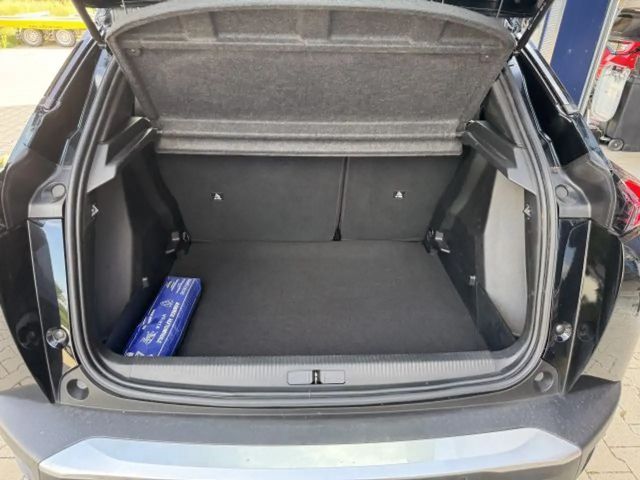 Peugeot E-2008 Active Pack