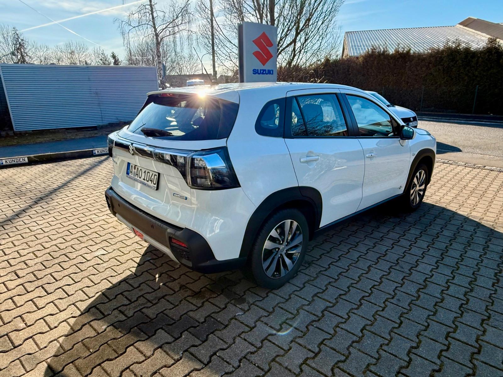 Suzuki SX4 S-Cross Boosterjet Hybrid