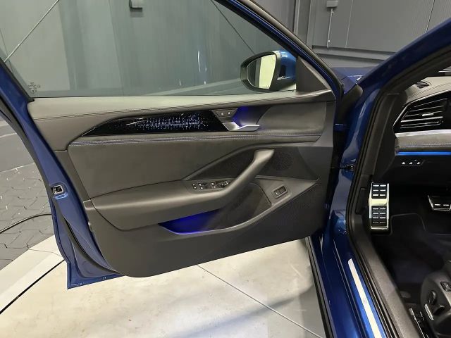 Volkswagen Passat 4Motion R-Line Variant