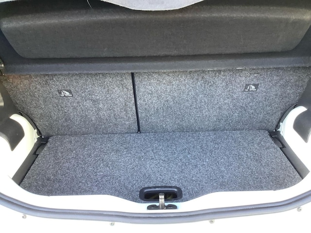 Volkswagen e-up! Move Move up!