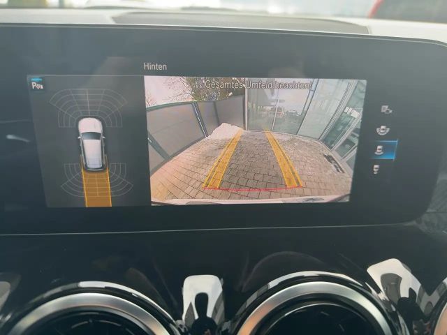 Mercedes-Benz GLB 180 AMG Line GLB 180 d