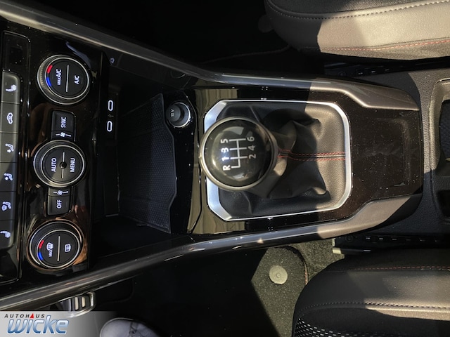 Volkswagen T-Roc Sport