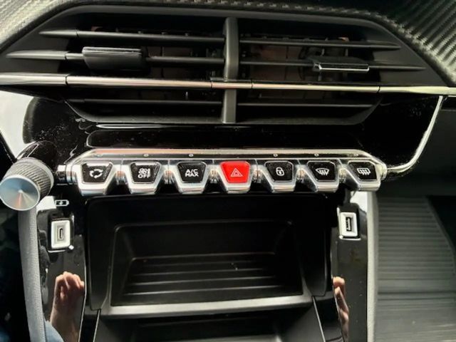 Peugeot 208 Active Pack EAT8 PureTech