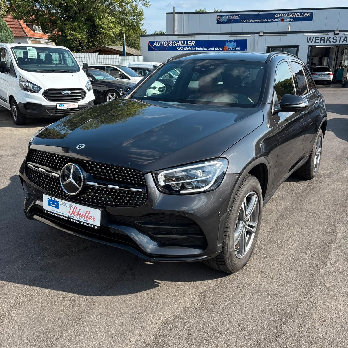 Mercedes-Benz GLC 300 4MATIC AMG Line