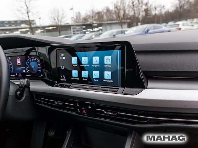 Volkswagen Golf 1.0 TSI Golf VIII Life Variant