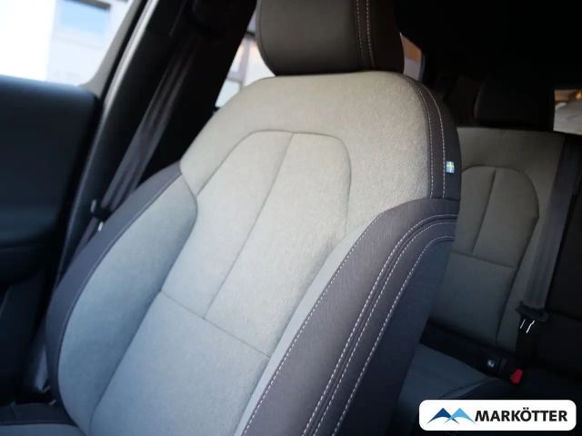 Volvo XC40 Core Recharge T4