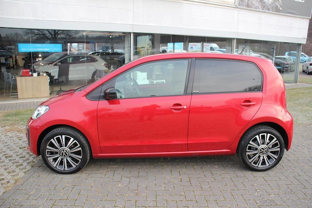 Volkswagen up! Active