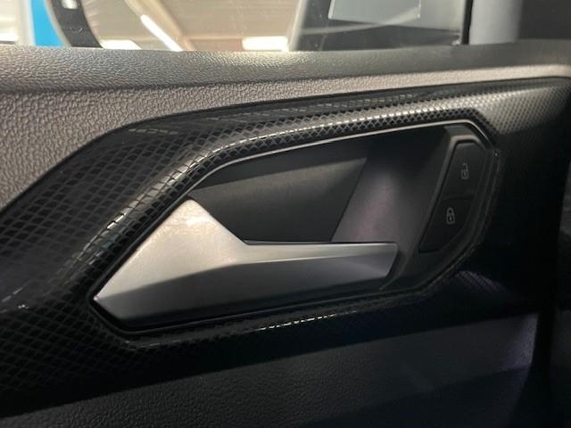 Volkswagen T-Cross 1.0 TSI R-Line