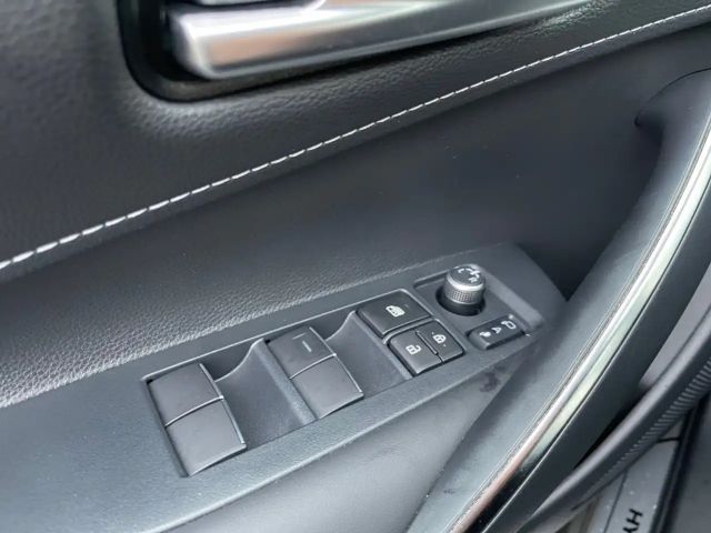 Toyota Corolla Hybride Team D