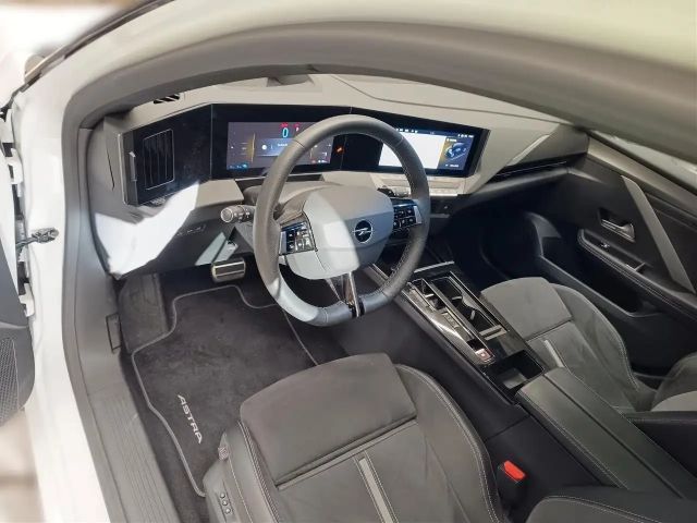 Opel Astra GSe Sports Tourer