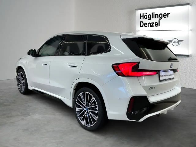 BMW iX1 xDrive30